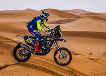 Lorenzo Santolino trumpft bei der Dakar 2022 stark auf