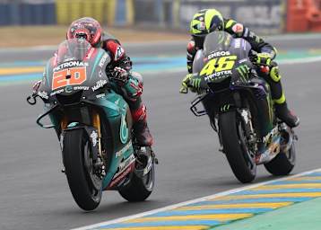 Fabio Quartararo und Valentino Rossi tauschen 2021 die Farben
