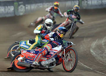 Emil Sayfutdinov (vorne) blieb ungeschlagen