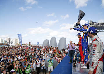 Sébastien Buemi reist mit einem Punkt Vorsprung auf Lucas di Grassi nach Buenos Aires