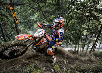 Andreas Lettenbichler ist einziger deutscher Spitzenpilot