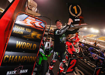 Jonathan Rea verteidigte den WM-Titel: Das gelang nur drei vor ihm