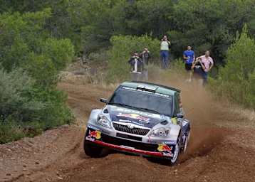 Hänninen auf Kurs zum ersten Saisonsieg.