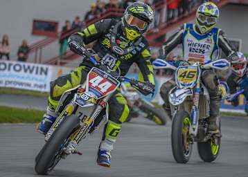 Am ersten Juli-Wochenende gibt es endlich wieder Supermoto