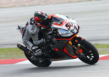 Die Aprilia funktioniert mit Sylvain Guintoli als Steuermann in Sepang besonders gut