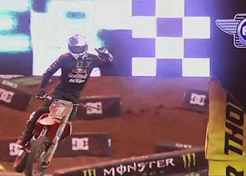 Ryan Dungey gewint in Atlanta und baut seine WM-Führung weiter aus