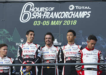 Fernando Alonso durfte sich endlich wieder als Sieger feiern lassen