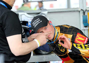 «Mein Fokus liegt auf und nicht abseits der Rennstrecke», sagt Tobias Kroner