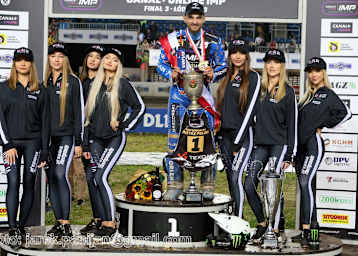 Champion Bartosz Zmarzlik