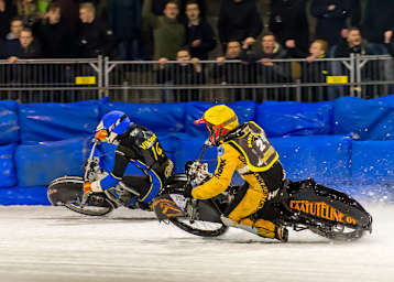 Viktor Svensson im Finale vor Mikko Jetsonen