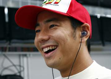 Sakon hat gut lachen – er bleibt in der Formel 1