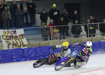 Paul Cooper (58) kann es auch auf Eis