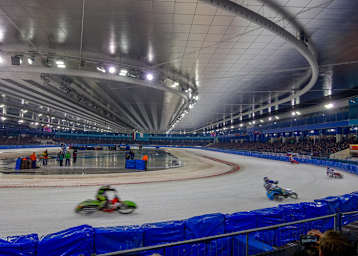 Imposante Arena: das «Thialf» in Heerenveen