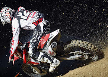 Max Nagl siegte beim Saisonauftakt in Katar