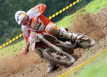 David Knight ist der neue BEC-Champion