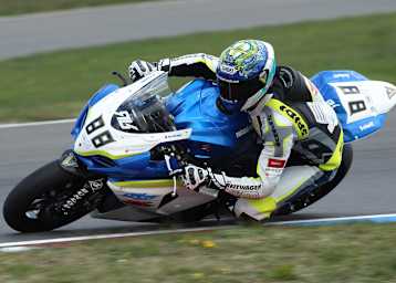 Roland Resch unterwegs auf seiner Suzuki