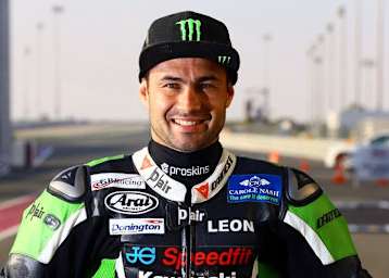 Leon Haslam sicherte sich in Donington Park den ersten Startplatz