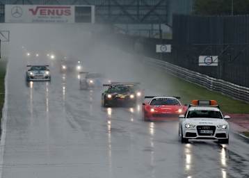 Irgendwo in der Gischt ist auch Christopher