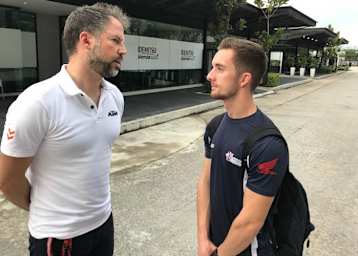 KTM-Rennmanager Jens Hainbach mit John McPhee