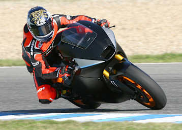 Colin Edwards auf der Suter-BMW von Forward