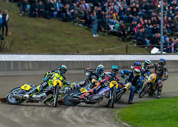 Dimitri Bergé (96) gewann das Sandbahnrennen in Vechta