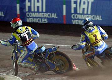 Jonsson (7) im Jahr 2005 gegen Rickardsson