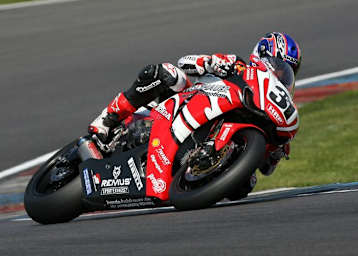 IDM Superbike: Pole-Position für Karl Muggeridge