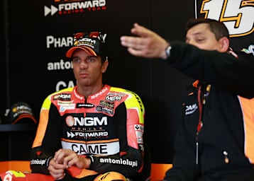 Alex De Angelis verhandelt mit Althea Ducati