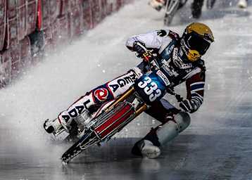 Der neue Russische Meister Daniil Ivanov