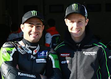 Das Team Green in Suzuka: Leon Haslam (li.) und Jonathan Rea