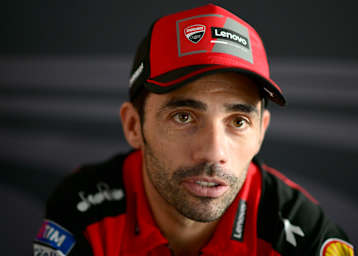 Ducati-Testfahrer Michele Pirro war beim Sturz von Fermin Aldeguer dabei