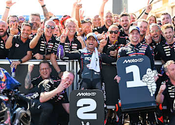 Das siegreiche Aprilia-Werksteam mit Jorge Martin und Marco Bezzecchi