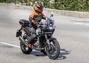 Erwischt: KTM 490 Adventure im frühen Erprobungsstadium