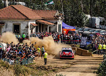 Sebastien Ogier führt bei der Rallye Portugal