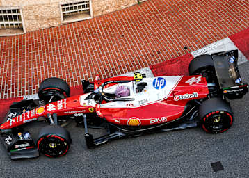 Lewis Hamilton im Ferrari: Zu viel Weiss?