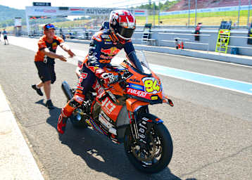 Jonas Folger mit der neuen KTM