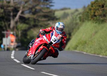 Beim Abbruch der Senior-TT lag Dean Harrison an der ersten Stelle