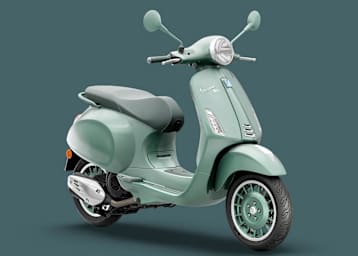 Vespa Primavera 80th: Ikonisches Pastellgrün bis in die letzten Details