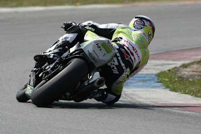 Carlos Checa kommt mit den neuen Teilen besser zurecht