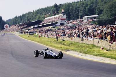Dan Gurney auf seiner Fahrt zum Sieg in Spa 1967 