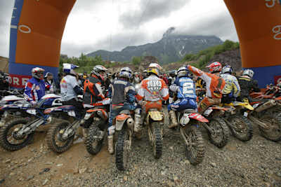 Los geht’s zum Berg aus Eisen