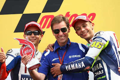 Jorge Lorenzo, Lin Jarvis und Valentino Rossi