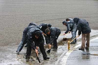 Sintflut in Motegi: Qualifikation verschoben