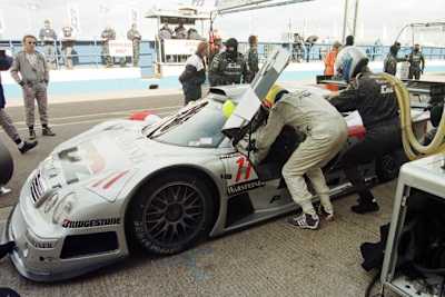 Sportwagen wären für Schneider kein Neuland, hier Donington 97