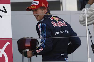 Sebastian Vettel gibt geduldig Auskunft
