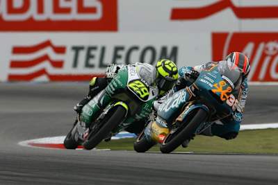 Smith vor Iannone: Harter Zweikampf in Assen