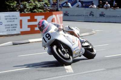 Steve Hislop bei seinem legendären Sieg 1992