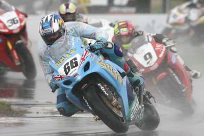 Tom Sykes setzte sich beim WM Lauf in Donington gut in Szene.