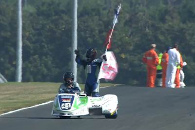 Päivärinta/Hänni zelebrieren ihre Titelgewinn