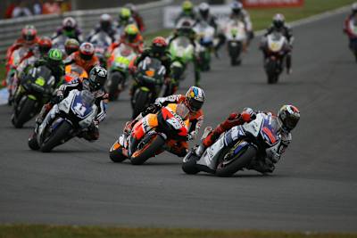 Motegi 2012: Jorge Lorenzo führt nach dem Start